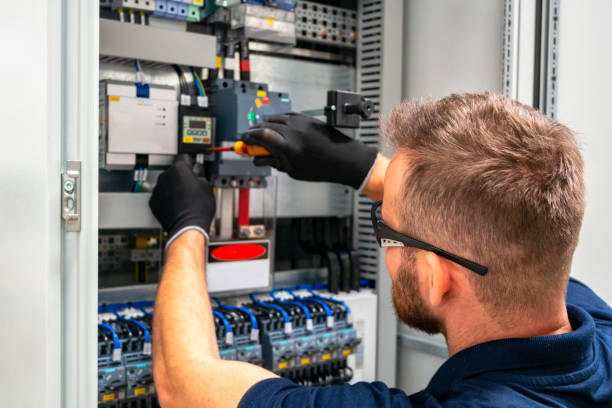 Best Local Electrician Companies  in Moorefield, WV